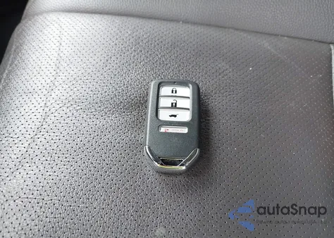 2018 Honda Odyssey Elite z USA, uszkodzony, nr VIN 5FNRL6H94JB008108